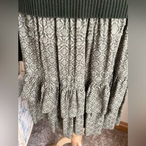 Lauren Ralph Lauren Olive green Tiered Ruffle Skirt Size 12